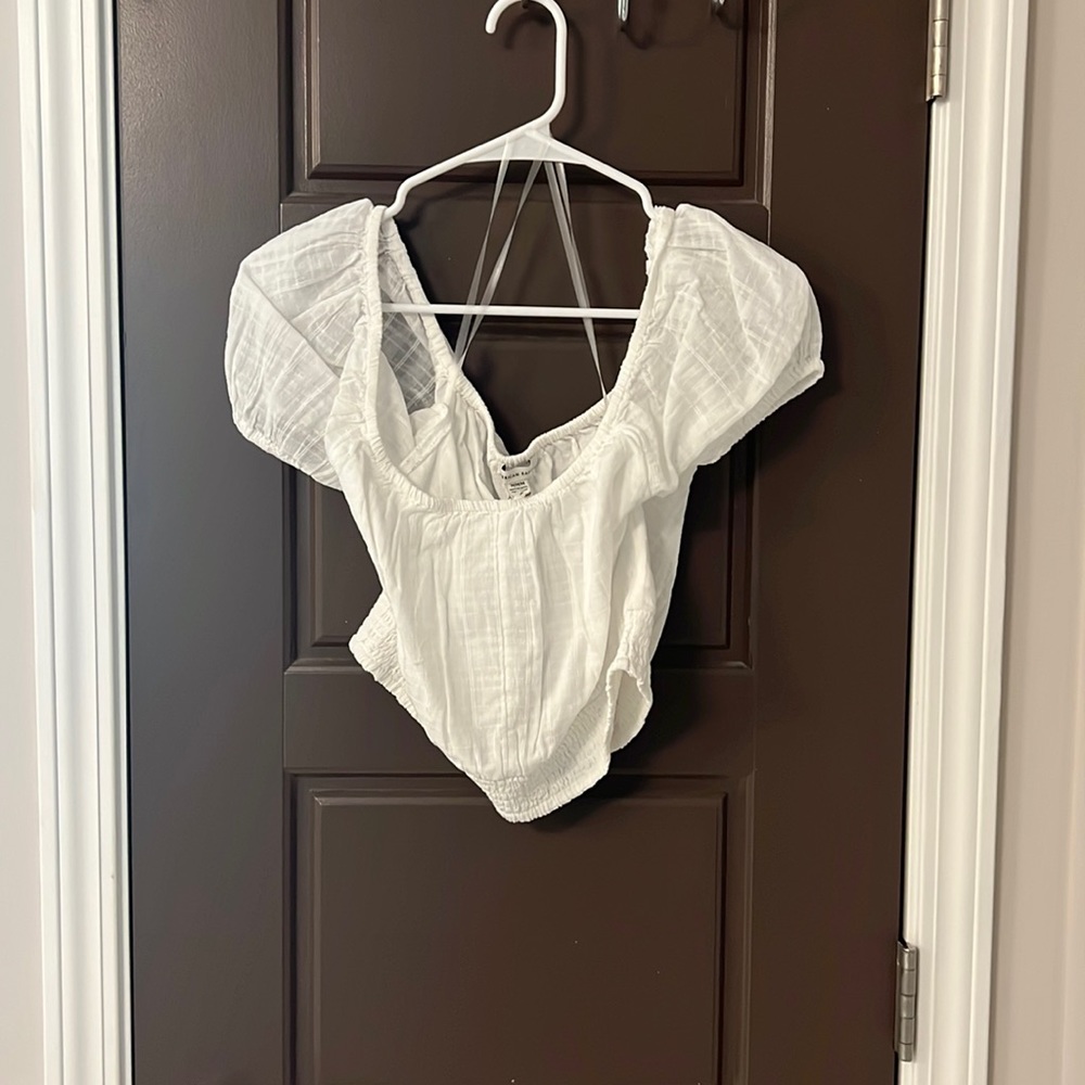 American Eagle crop top